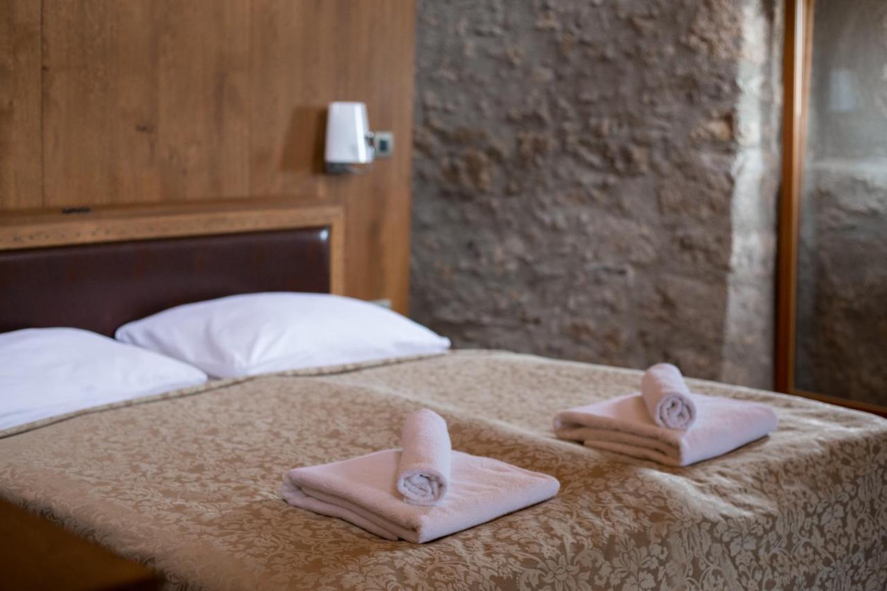 Vinica Castle Hotel Eksteriør billede